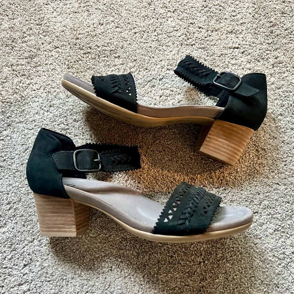 Earth Black Sandals with Tan Block Heel